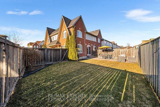 9 Carpendale Cres, House attached with 3 bedrooms, 2 bathrooms and 2 parking in Ajax ON | Image 40