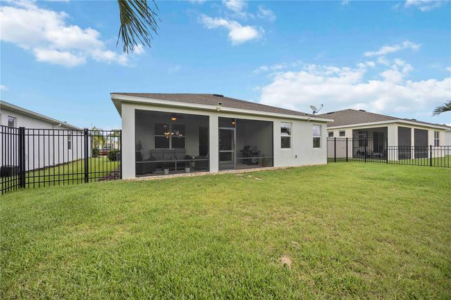 13804 Woodbridge Ter, House other with 3 bedrooms, 2 bathrooms and null parking in LAKEWOOD RANCH FL | Image 41