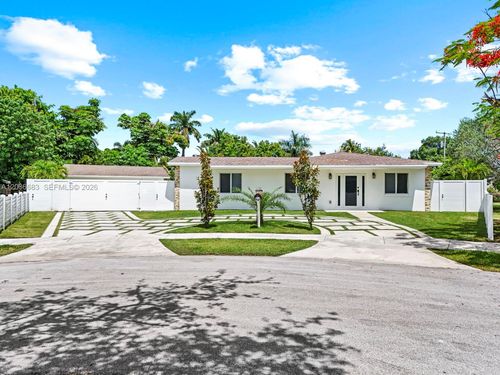 19715 Sw 99th Pl, Cutler Bay, FL, 33157-8604 | Card Image