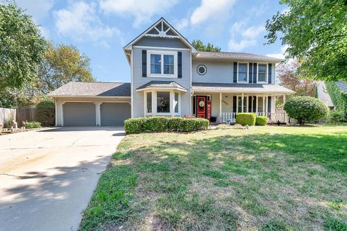 12008 W Briarwood Cir, Wichita, KS, 67235-9701 | Card Image