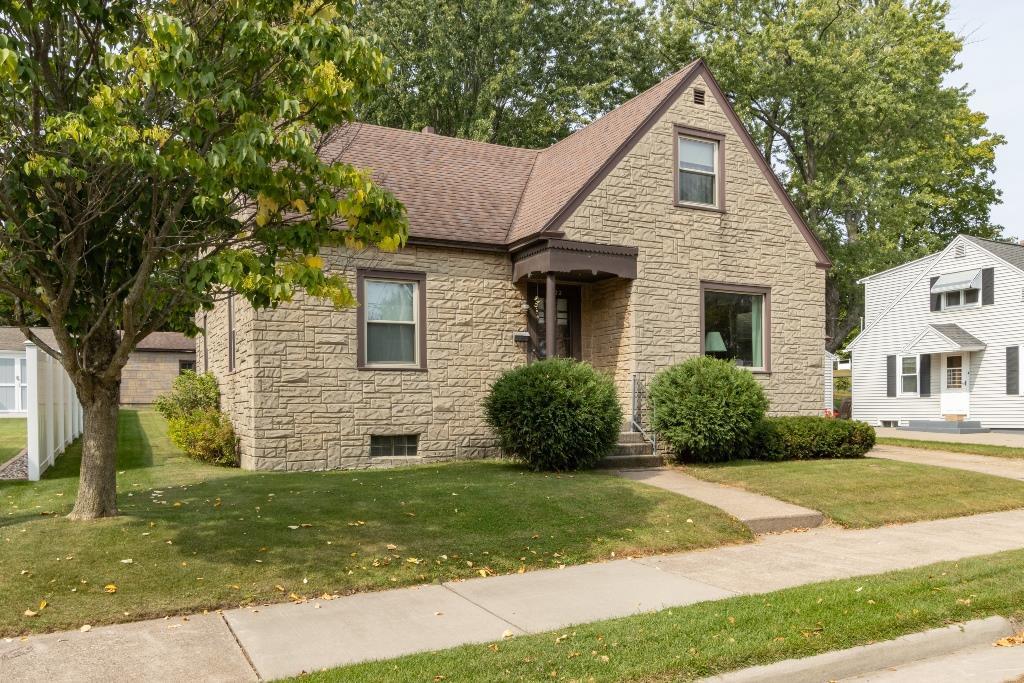 Cherry St, Wausau, WI 54401