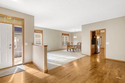 13665 Crosscroft Avenue, Townhouse with 3 bedrooms, 2 bathrooms and null parking in Rosemount MN | Image 3