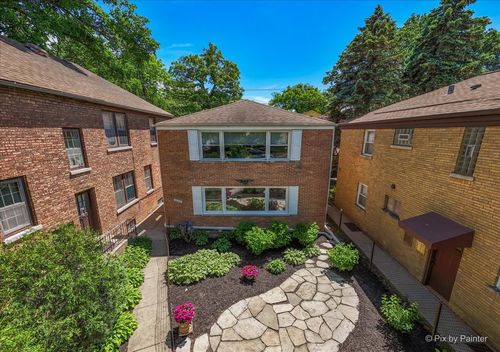 3046 Central St, Evanston, IL, 60201-1167 | Card Image