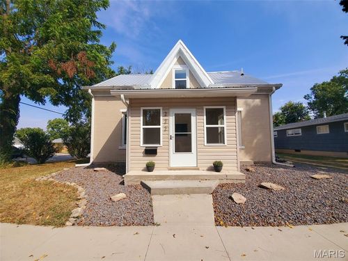 222 W Jefferson St, Palmyra, MO, 63461-1513 | Card Image