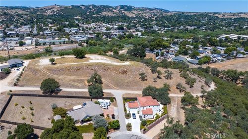 0 Navajo/River, Paso Robles, CA, 93446 | Card Image