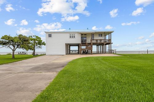 3960 Martin Luther King Jr Dr, Port Arthur, TX, 77640-6833 | Card Image