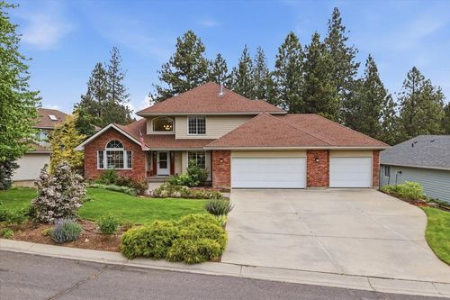 4709 E 41st Ct, Spokane, WA, 99223-1286 | Card Image