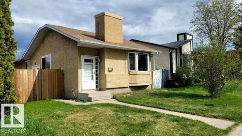 18 Westbend St, Spruce Grove, AB, T7X1W3 | Card Image