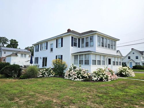 422 Maple Ave, Old Saybrook, CT, 06475-2944 | Card Image