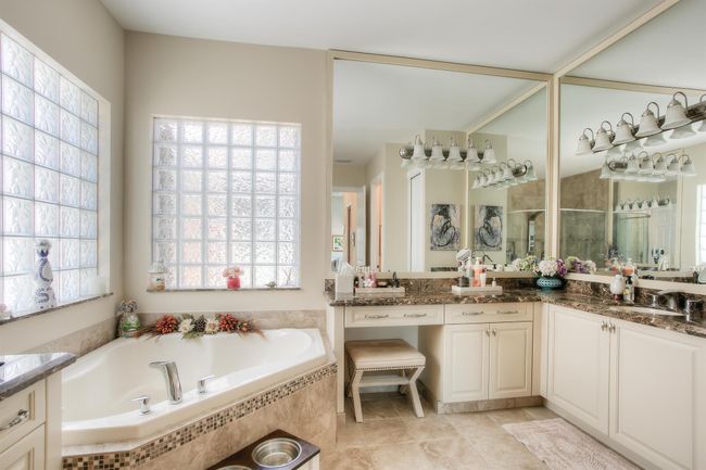 8986 Little Falls Way, House other with 3 bedrooms, 3 bathrooms and null parking in Delray Beach FL | Image 11
