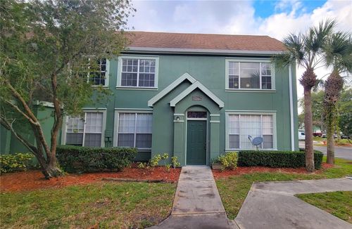 10562-10562 Windsor Lake Ct, TAMPA, FL, 33626-1950 | Card Image