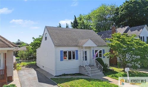 10 Harrison St, Sayreville, NJ, 08872-1626 | Card Image
