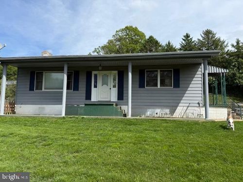 10993 Glen Valley Rd, GLEN ROCK, PA, 17327-9105 | Card Image