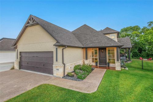 3549 Leesburg Path, Bryan, TX, 77808-1441 | Card Image