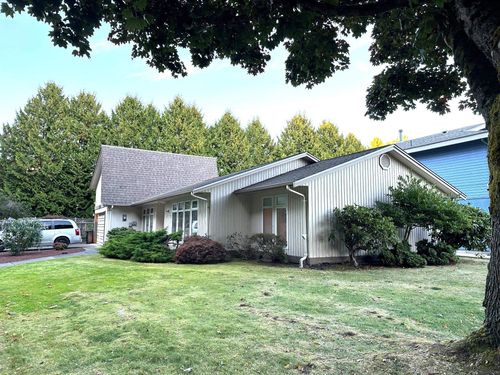 9360 Parksville Dr, Richmond, BC, V7E4N9 | Card Image