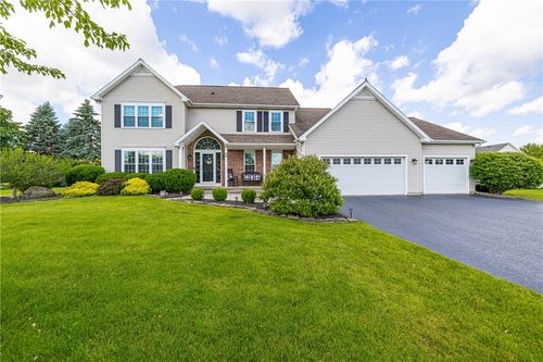 48 Quail Ln, Rochester, NY, 14624-1069 | Card Image