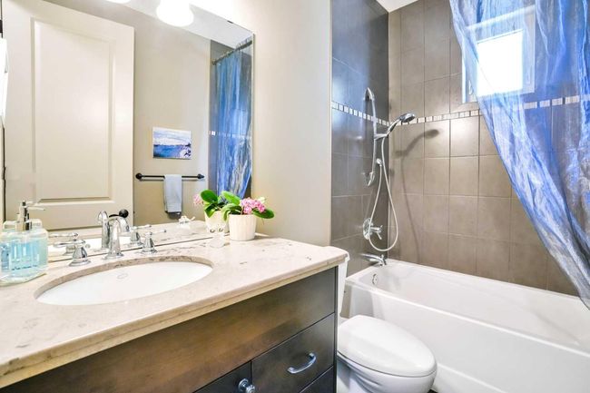 511 Evergreen Circle Sw, House other with 3 bedrooms, 3 bathrooms and 4 parking in Calgary AB | Image 7