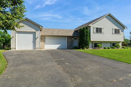 13339 3rd Ave S, Zimmerman, MN, 55398-8580 | Card Image