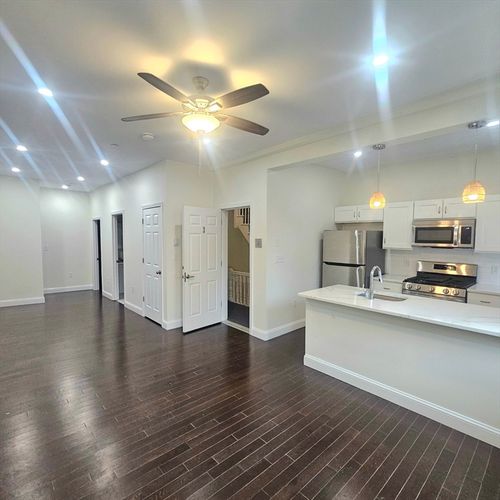 4-49 Charter Street, Boston, MA, 02113 | Card Image