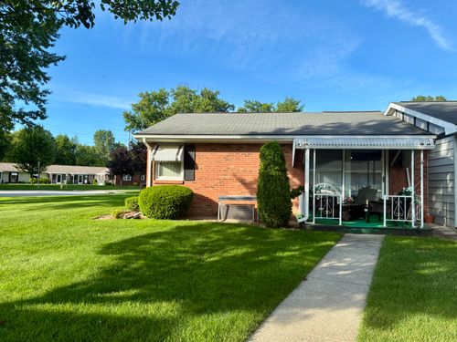 896 Andover Ct, Grand Rapids, MI, 49508-4770 | Card Image