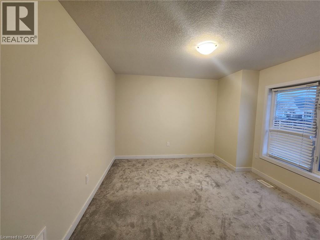 Residential Lease in Welland 2