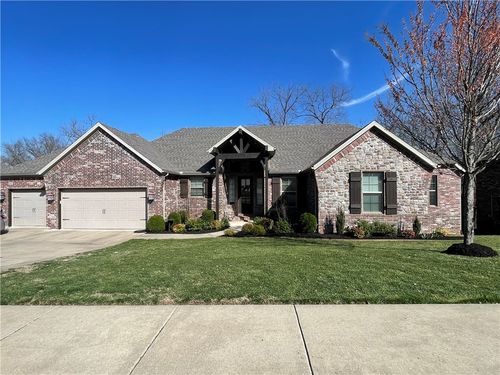 2200 Nw Small Oaks St, Bentonville, AR, 72712-4485 | Card Image