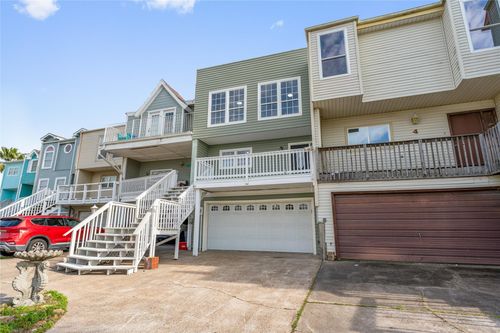 5 Tiki Cir, Tiki Island, TX, 77554-6194 | Card Image