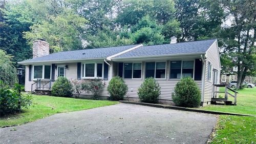 26 Fort Ninigret Rd, Charlestown, RI, 02813-2508 | Card Image
