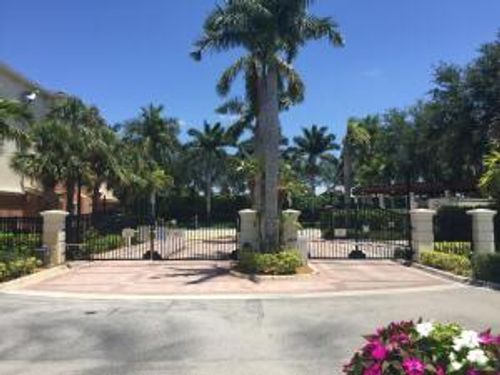 apt-1208-9825 Baywinds Dr, West Palm Beach, FL, 33411-1888 | Card Image