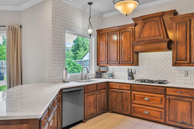 4401 Windrush Blvd, House other with 4 bedrooms, 5 bathrooms and null parking in Longview TX | Image 11