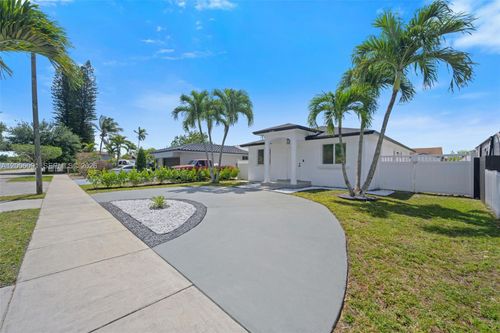 5580 Plunkett St, Hollywood, FL, 33021 | Card Image
