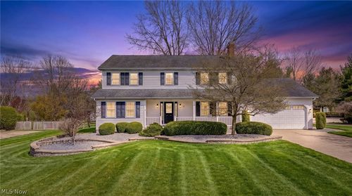 165 Valley Brook Boulevard, Hinckley, OH, 44233 | Card Image