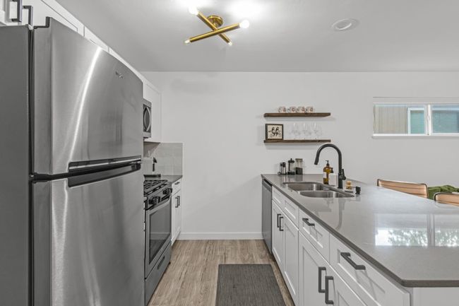Kitchen | Image 13
