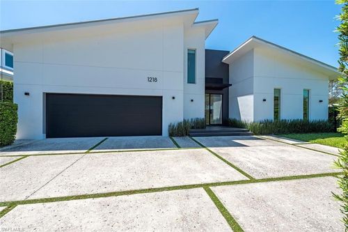 1218 14th Ave, NAPLES, FL, 34102-5250 | Card Image