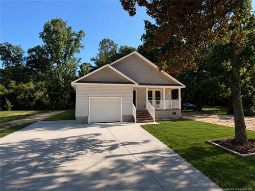 427 Vass Rd, Spring Lake, NC, 28390-9551 | Card Image