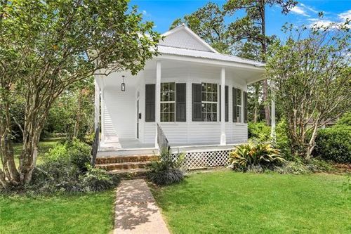 821 W 26th Ave, Covington, LA, 70433-1463 | Card Image