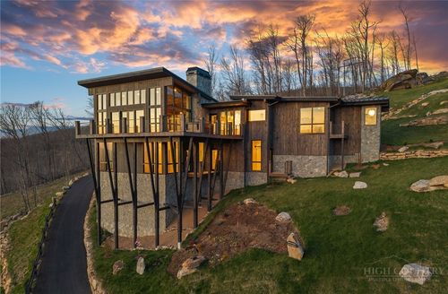 404 Silver Eagle Trl, Banner Elk, NC, 28604 | Card Image