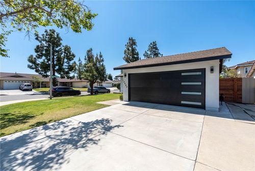 13064 Hedda Ln, Cerritos, CA, 90703-6145 | Card Image