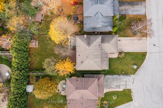 17 Carmichael Crt, House other with 4 bedrooms, 4 bathrooms and 4 parking in Orillia ON | Image 34