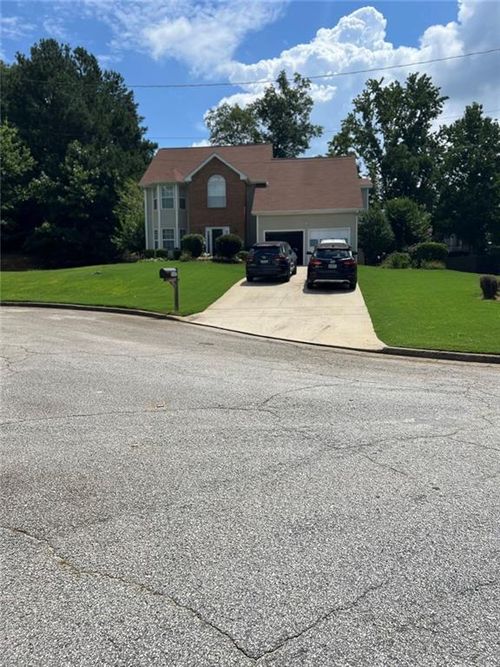 717 Conisburgh Ct, Stone Mountain, GA, 30087-4965 | Card Image