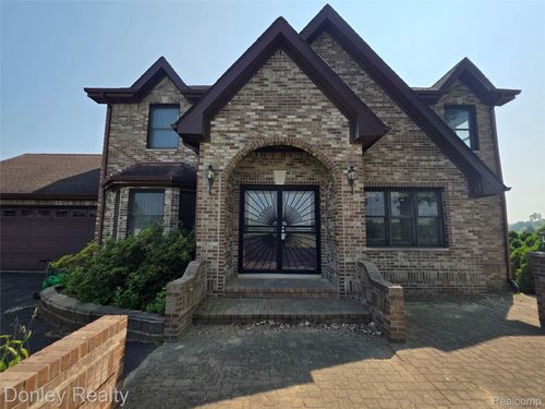 12923 Belle River Rd, Riley, MI, 48041-2302 | Card Image