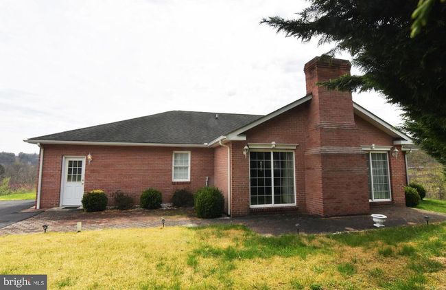 106 Waterview Dr, House other with 3 bedrooms, 2 bathrooms and null parking in Capon Bridge WV | Image 8