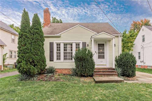 1127 Gordon Rd, Lyndhurst, OH, 44124-1334 | Card Image