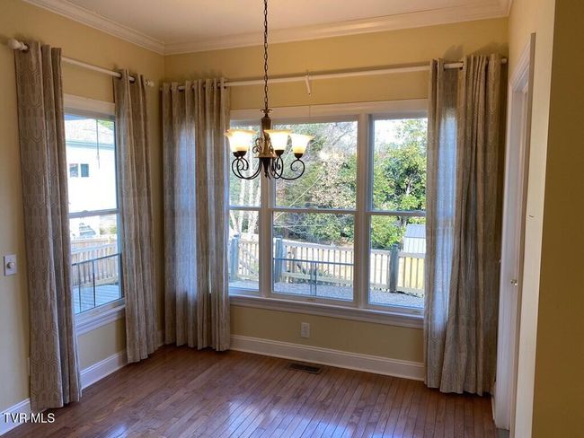 Breakfast room | Image 9