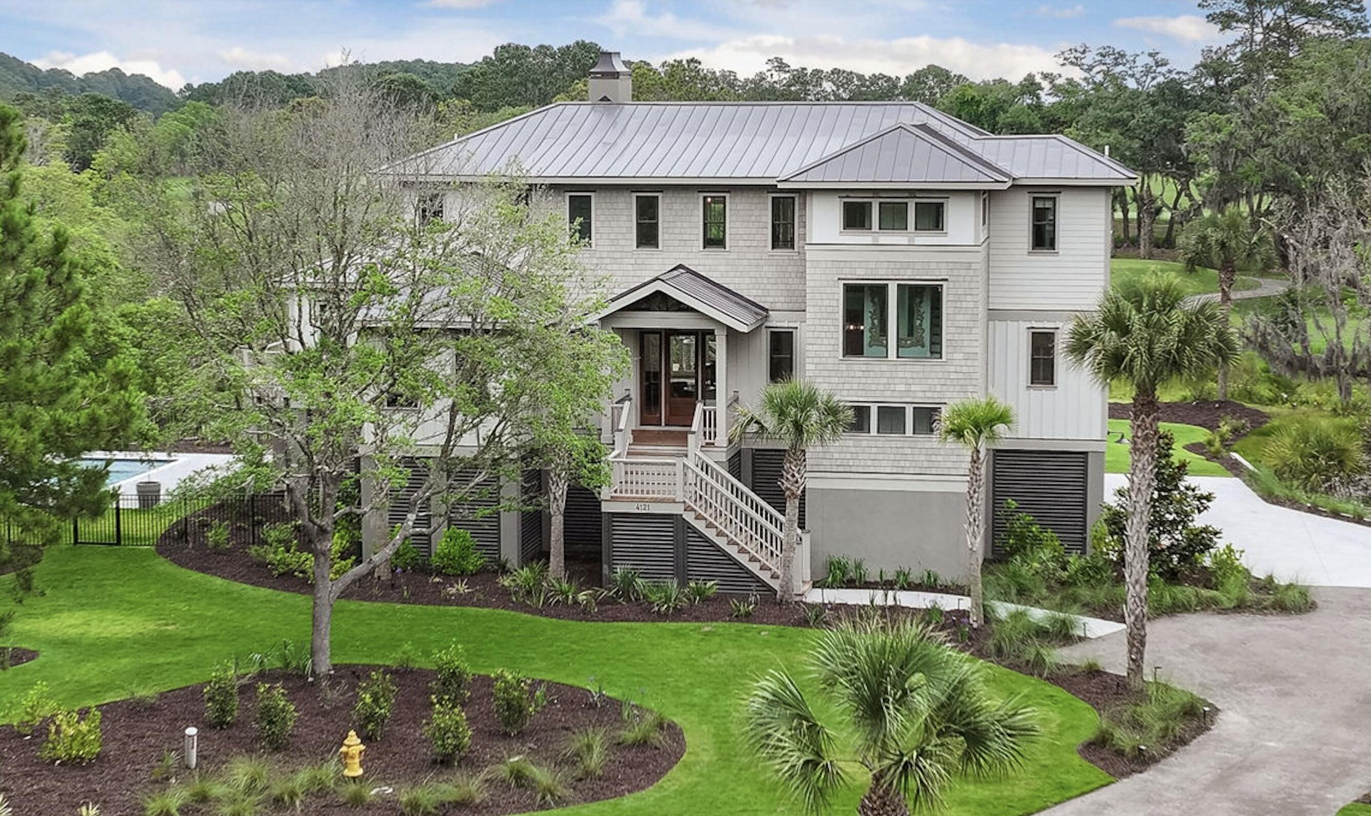 Golf Cottage Ln, Johns Island, SC 29455