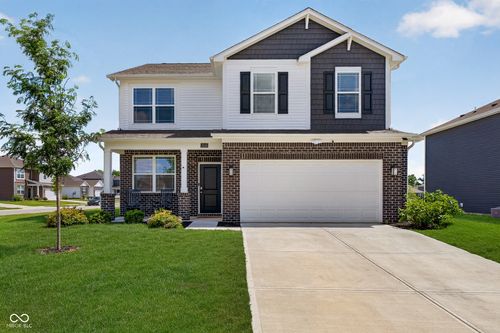 2243 Gambel Ln, Danville, IN, 46122-8070 | Card Image