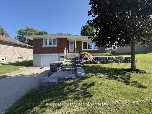 13 Brown'S Ave, Walkerton, ON, N0G2V0 | Card Image