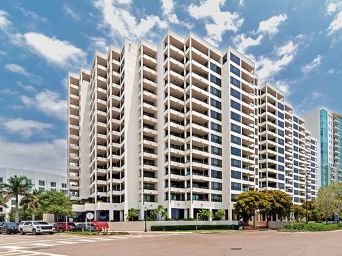 apt-402-1255 N Gulfstream Ave, SARASOTA, FL, 34236-8925 | Card Image