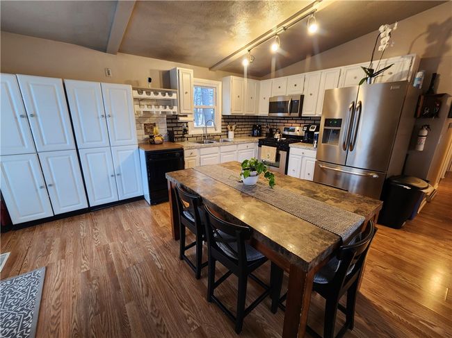 1 Park View Blvd, House other with 3 bedrooms, 1 bathrooms and 4 parking in Cranston RI | Image 6