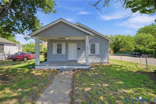 702 Westwood Ave, Hampton, VA, 23661-1113 | Card Image